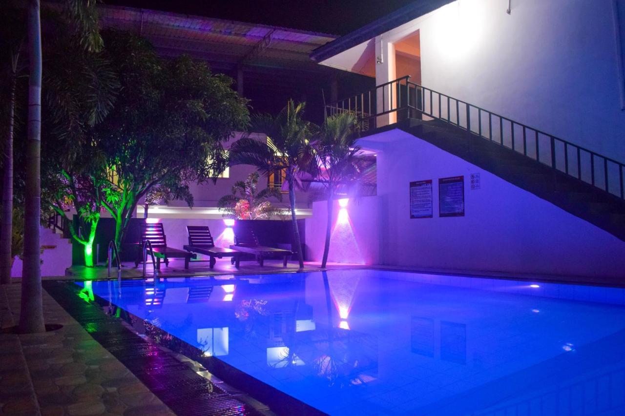 Lion Resort Polonnaruwa Exteriér fotografie